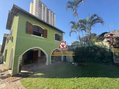 Sobrado com 4 Quartos para alugar, 190m² no Vila Galvão, Guarulhos