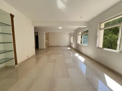 Apartamento com 4 Quartos à venda, 250m² no Jardim Europa, São Paulo