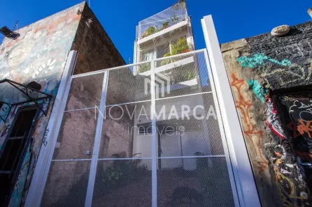 Casa com 2 Quartos à venda, 104m² no Cidade Baixa, Porto Alegre