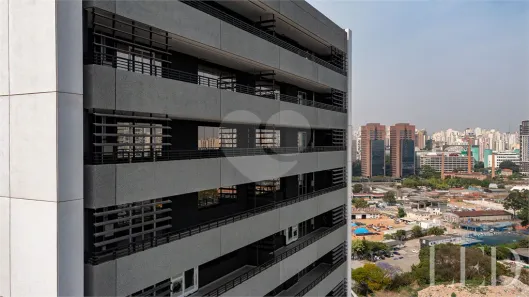 Sala Comercial para alugar, 555m² no Parque Industrial Tomas Edson, São Paulo