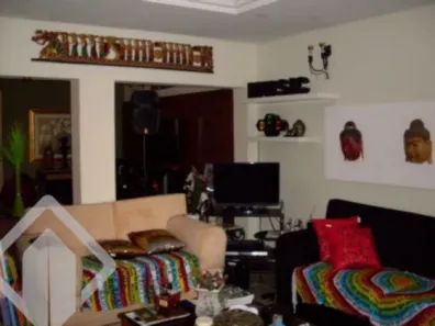 Casa com 3 Quartos à venda, 380m² no Azenha, Porto Alegre