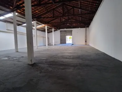 Ponto Comercial à venda, 242m² no Vila Santo Antônio, Bauru