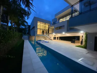 Casa de Condomínio com 5 Quartos à venda, 780m² no Residencial Aldeia do Vale, Goiânia