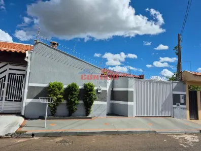 Casa com 3 Quartos à venda, 170m² no Jardim Embaré, São Carlos
