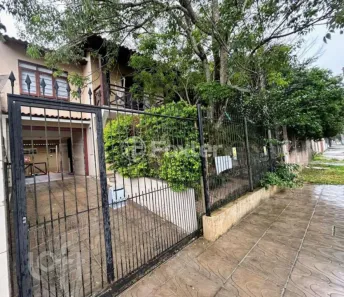 Casa com 4 Quartos à venda, 195m² no Parque da Matriz, Cachoeirinha
