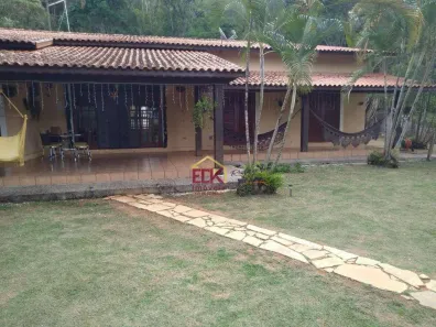 Fazenda/Sítio com 4 Quartos à venda, 300m² no Freitas, São José dos Campos