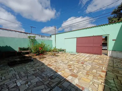 Casa com 3 Quartos à venda, 90m² no Vila Jayara, Anápolis