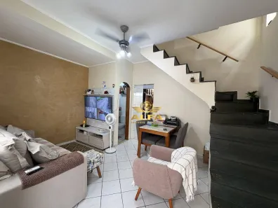 Sobrado com 2 Quartos à venda, 69m² no Vila Santa Rosa, Guarujá