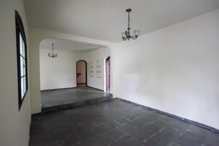 Casa com 6 Quartos à venda, 360m² no Glória, Belo Horizonte