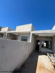 Casa com 3 Quartos à venda, 69m² no Jardim Alvorada, Campo Mourão