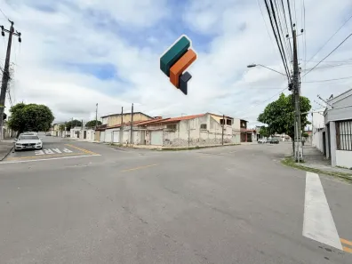 Casa com 4 Quartos à venda, 228m² no Cidade dos Funcionários, Fortaleza