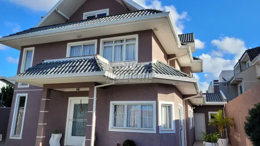 Sobrado com 3 Quartos à venda, 288m² no Guaíra, Curitiba