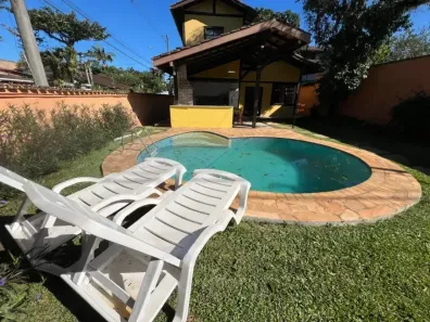 Casa com 3 Quartos à venda, 140m² no Canto Grande, Bombinhas