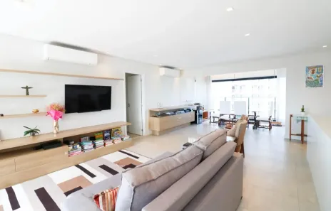 Apartamento com 3 Quartos à venda, 145m² no Jardim das Acácias, São Paulo