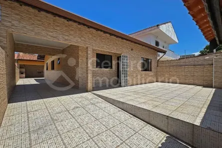 Casa com 3 Quartos à venda, 151m² no Parque Balneario Oasis, Peruíbe