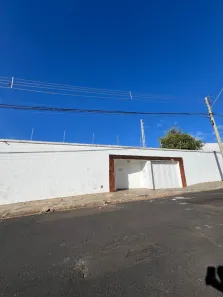 Casa com 4 Quartos à venda, 215m² no Parque do Castelo, Franca