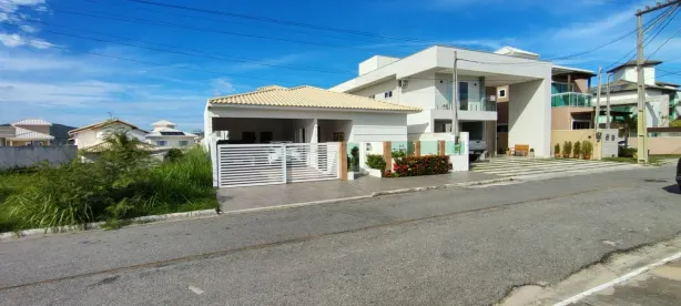 Casa de Condomínio com 3 Quartos à venda, 210m² no Nova São Pedro, São Pedro da Aldeia