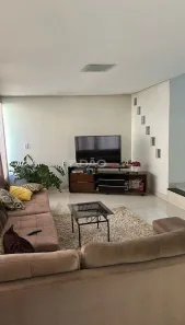 Casa com 6 Quartos à venda, 151m² no Jardim Curitiba, Goiânia