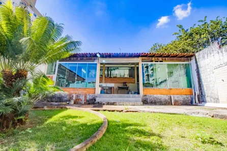 Casa com 4 Quartos à venda, 278m² no Saraiva, Uberlândia