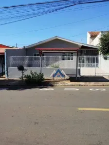 Casa com 3 Quartos à venda, 150m² no Conjunto Semiramis Barros Braga, Londrina
