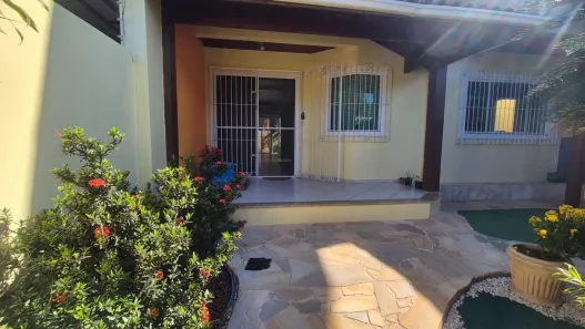 Casa com 3 Quartos à venda, 241m² no Lagoa, Macaé