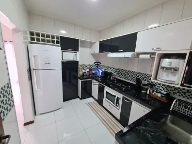 Sobrado com 3 Quartos à venda, 246m² no Indaiá, Caraguatatuba