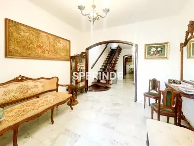 Casa com 4 Quartos para alugar, 172m² no Santa Cecília, Porto Alegre