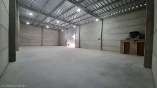 Galpão/Depósito/Armazém para alugar, 450m² no Centro, Camboriú