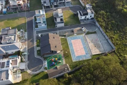 Lote/Terreno à venda, 160m² no Umbará, Curitiba