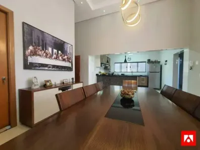 Casa com 3 Quartos à venda, 300m² no Vila Belvedere, Americana