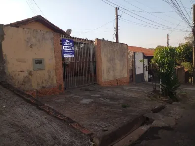 Casa com 3 Quartos à venda, 110m² no Conjunto Habitacional Monsenhor João Batista Toffoli, Marília