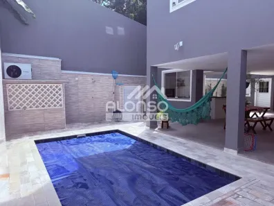 Sobrado com 4 Quartos à venda, 280m² no Vila Santo Antônio, Cotia