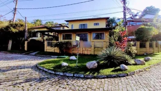 Casa de Condomínio com 3 Quartos à venda, 325m² no Vila Progresso, Niterói