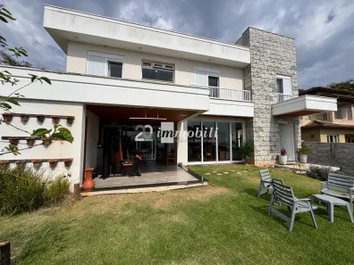 Casa de Condomínio com 4 Quartos à venda, 281m² no Jardim Indaiá, Embu das Artes