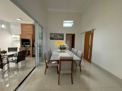 Casa de Condomínio com 3 Quartos à venda, 240m² no Residencial Valência, Álvares Machado