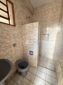 Casa com 2 Quartos à venda, 185m² no Leblon, Uberaba