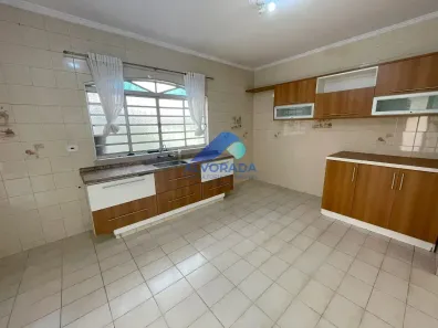 Sobrado com 4 Quartos para alugar, 227m² no Jardim das Indústrias, São José dos Campos