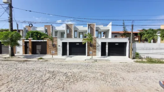 Casa com 4 Quartos à venda, 162m² no Edson Queiroz, Fortaleza