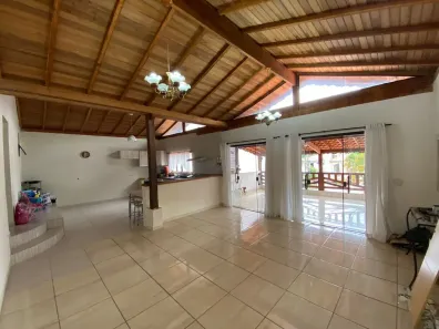 Casa de Condomínio com 3 Quartos à venda, 222m² no Vila Mike, São Roque