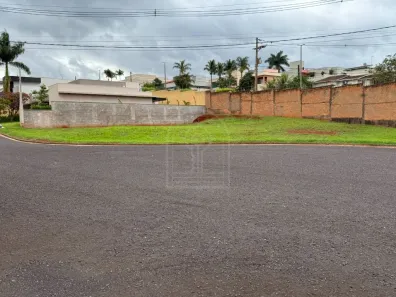 Lote/Terreno à venda, 596m² no Parque Laranjeiras, Araraquara