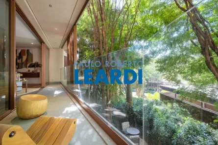 Apartamento com 2 Quartos à venda, 158m² no Cidade Jardim, São Paulo