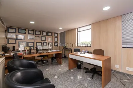 Sala Comercial à venda, 196m² no Jardim Paulistano, São Paulo