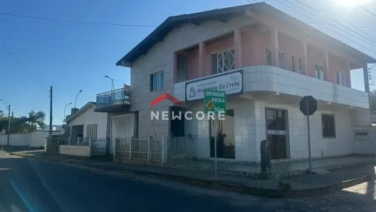 Casa com 6 Quartos à venda, 351m² no , Torres