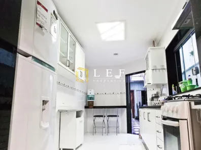 Casa com 6 Quartos à venda, 166m² no Jardim da Glória, São Paulo