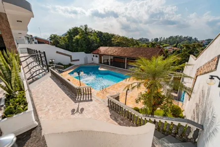 Casa de Condomínio com 4 Quartos à venda, 760m² no Alpes dos Araçás (Jordanésia), Cajamar