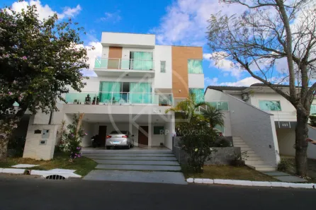 Casa com 4 Quartos à venda, 330m² no São Pedro, Juiz de Fora
