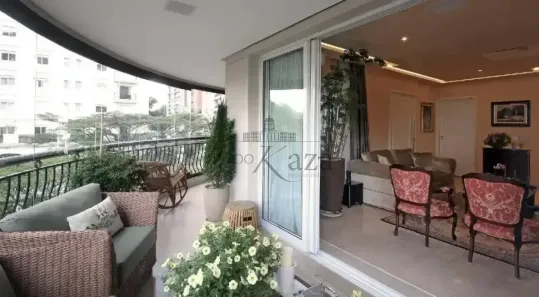 Apartamento com 3 Quartos à venda, 288m² no Vila Uberabinha, São Paulo