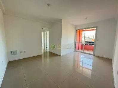 Apartamento com 2 Quartos à venda, 75m² no Barreiros, São José
