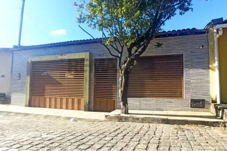 Casa com 2 Quartos à venda, 120m² no Pajuçara, Natal
