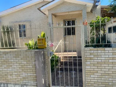 Casa com 5 Quartos à venda, 100m² no Vila Nova, Porto Alegre